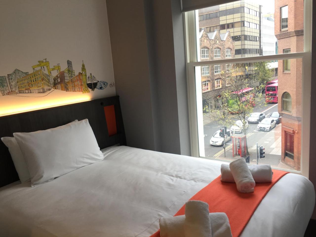Easyhotel Belfast Exterior photo